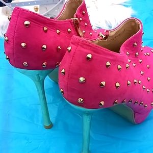 Pink heels